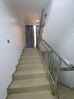 4th Apartment and Suites