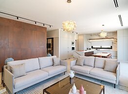 LIV Mackenzie Beach Suites