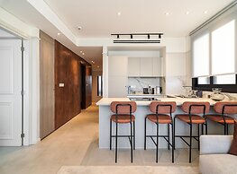 LIV Mackenzie Beach Suites