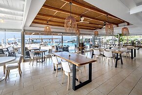 Smy Santorini Suites & Villas