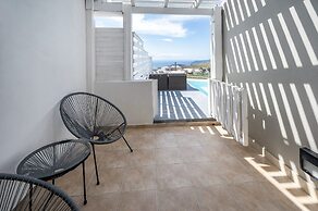 Smy Santorini Suites & Villas