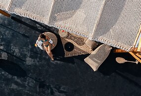 Smy Santorini Suites & Villas