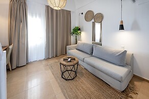 Smy Santorini Suites & Villas
