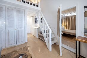 Smy Santorini Suites & Villas