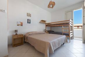 3222 Rita House by Barbarhouse