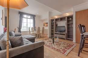 Large & Central 2BD Flat - Tower Hill