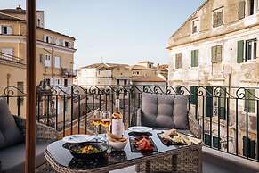 Deluxe Suite Side Sea View