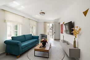 Executive Suite Cantons View