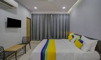 Itsy Hotels Natasha, Vesu, Surat