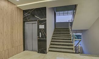 Itsy Hotels Natasha, Vesu, Surat