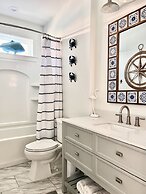 Isle Stay Awhile 5 Bedroom Home by RedAwning