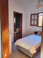 linda casa de campo nova em condominio