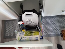 Alexanderplatz Fresh Adorable Studio