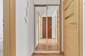 Wroclaw Old Town Nozownicza by Renters