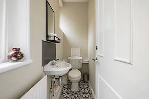 Avari Apartments - Hatton Collection