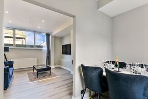 Avari Apartments - Hatton Collection
