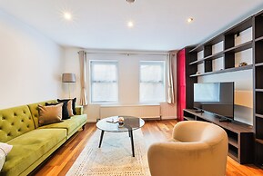 Avari Apartments - Hatton Collection