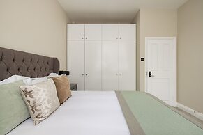 Avari Apartments - Hatton Collection