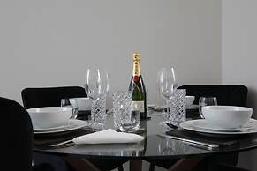 Avari Apartments - Hatton Collection