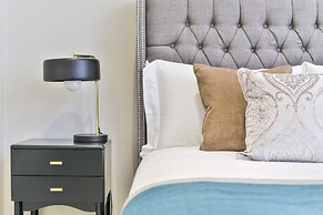 Avari Apartments - Hatton Collection