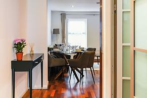 Avari Apartments - Hatton Collection