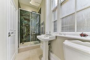 Avari Apartments - Hatton Collection