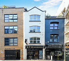 Avari Apartments - Hatton Collection