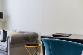 Avari Apartments - Hatton Collection