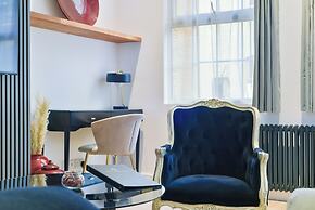Avari Apartments - Hatton Collection