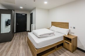 Destiny Student - Broga House Cork