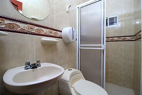 Hotel Rodadero Inn By GEH Suites