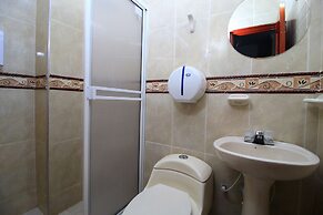 Hotel Rodadero Inn By GEH Suites