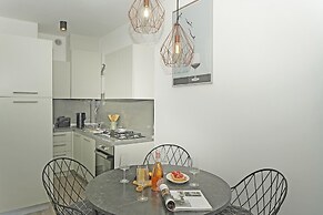 Le Giare PT 7 by Wonderful Italy