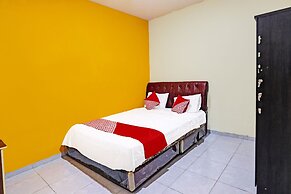 OYO 92322 Hasan House SyariahNearPelabuhan Feri Harbor Bay