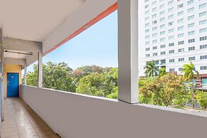 OYO 92322 Hasan House SyariahNearPelabuhan Feri Harbor Bay