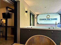 Costa De Luxe Suites