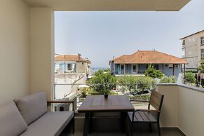 Costa De Luxe Suites