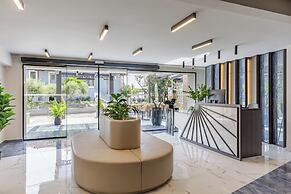 Costa De Luxe Suites