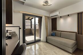 Costa De Luxe Suites