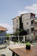 Costa De Luxe Suites