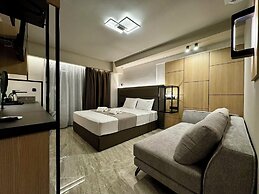 Costa De Luxe Suites