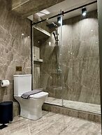 Costa De Luxe Suites