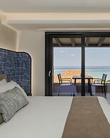 Costa De Luxe Suites