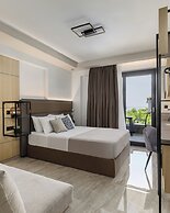 Costa De Luxe Suites