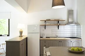 Gkaras Camp & Apartments