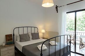 Gkaras Camp & Apartments