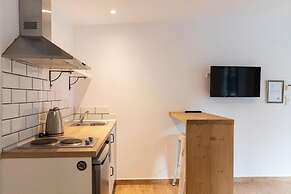 Gkaras Camp & Apartments