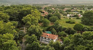 Gkaras Camp & Apartments