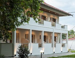 Gkaras Camp & Apartments