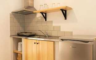 Gkaras Camp & Apartments